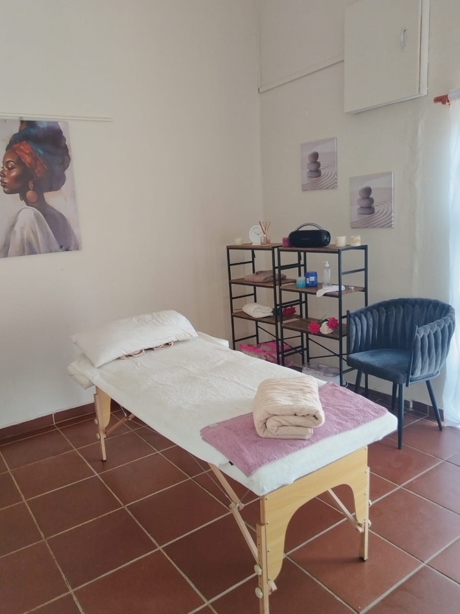 5 Bedroom Property for Sale in Schoemansville North West